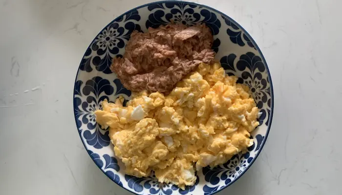 photo of optavia diet food list eggs