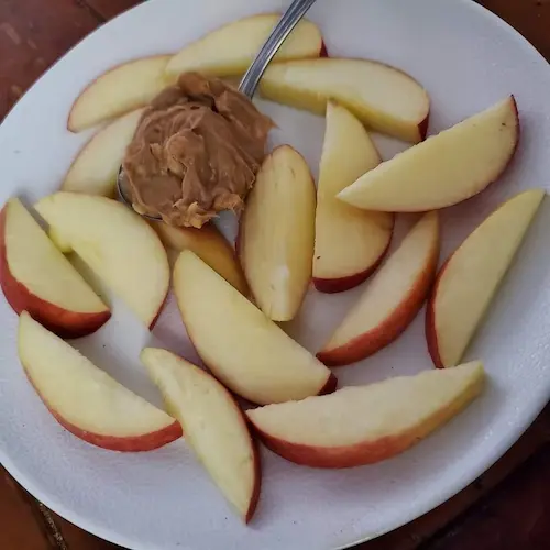 photo of my favorite optavia healthy snack - apples