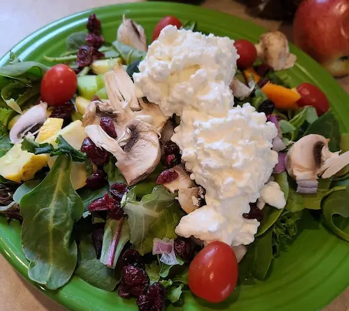 photo of my lean and green salad made from cottage cheese